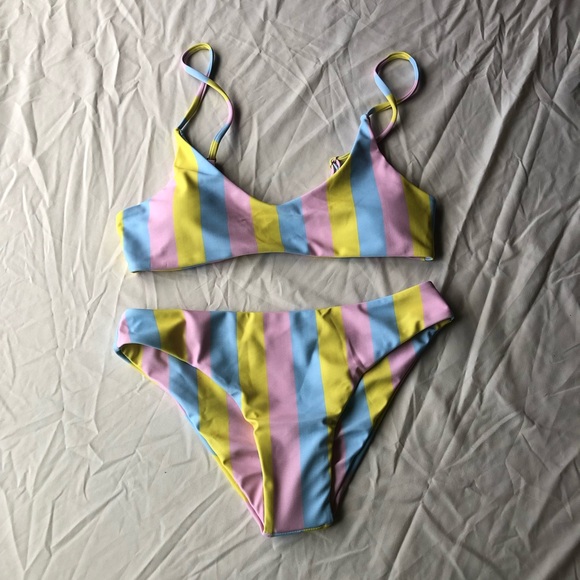 Zaful Other - NWOT Zaful stripe bikini